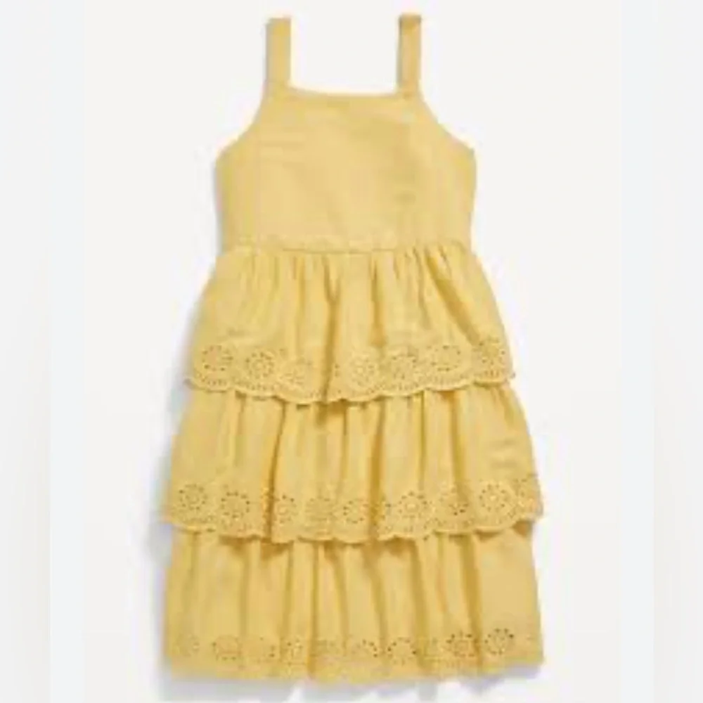 EUC Old Navy Girls Sleeveless Tiered Eyelet Dress